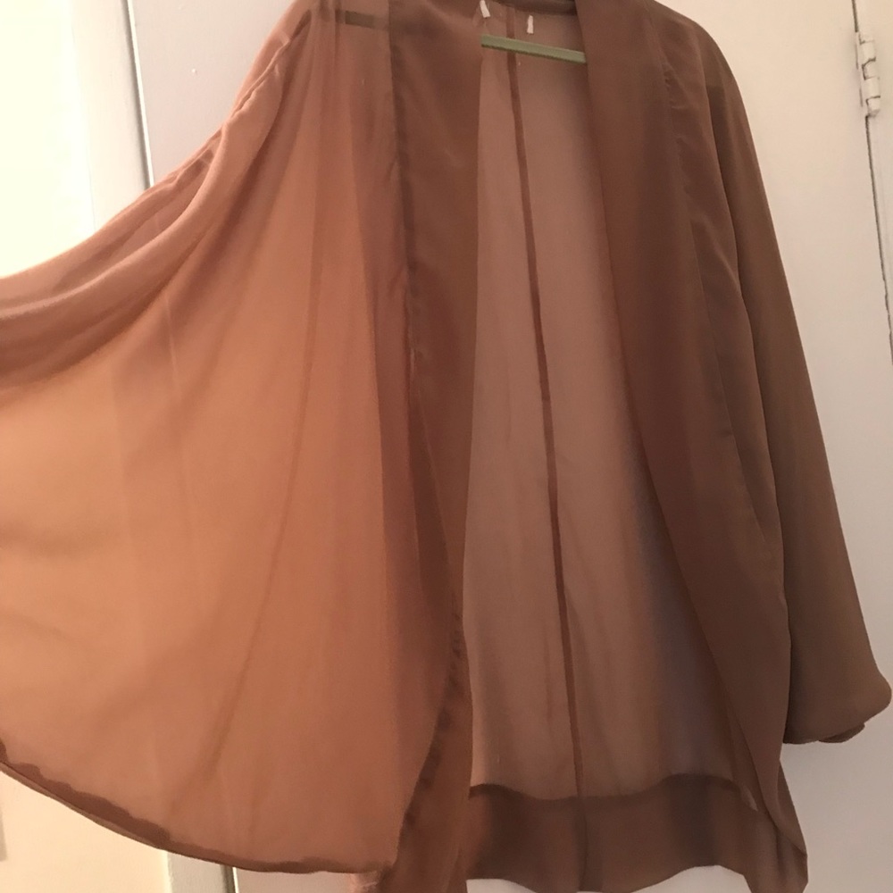 Kardashian nude kimono